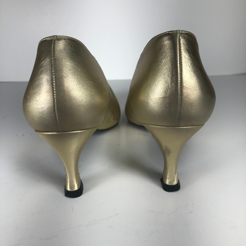 Stuart Weitzman Corniche Gold Satinato Heels - Picture 5 of 8